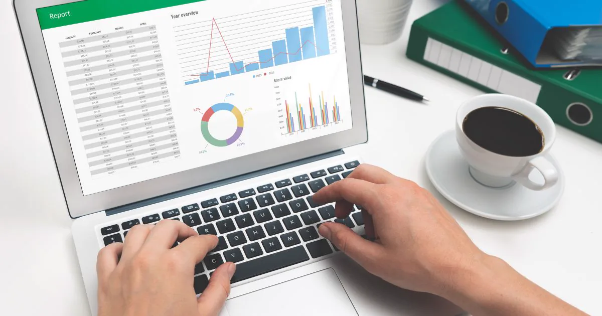 Calculating RFM values for each customer